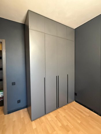 Шкаф 1600 мм 4-х створчатый Норд с антресолью графит (Миф) в Асбесте - asbest.mebel-e96.ru